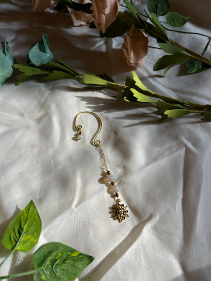 Single sun ear cuff.
