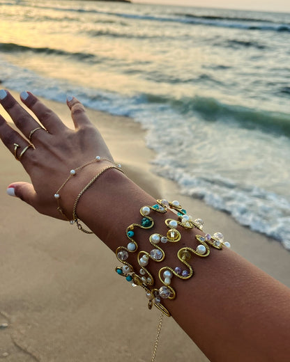 Beaded Zigzag Bracelet.