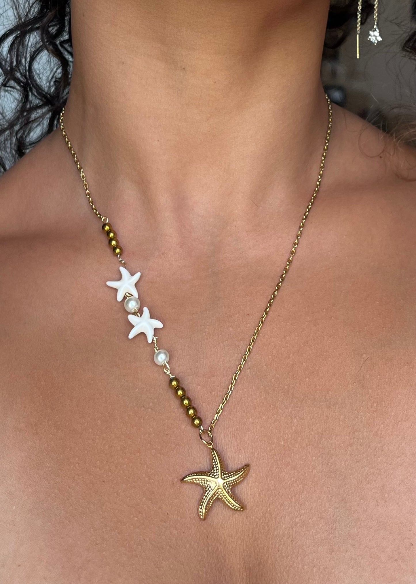 Asymmetrical Summer Necklace.