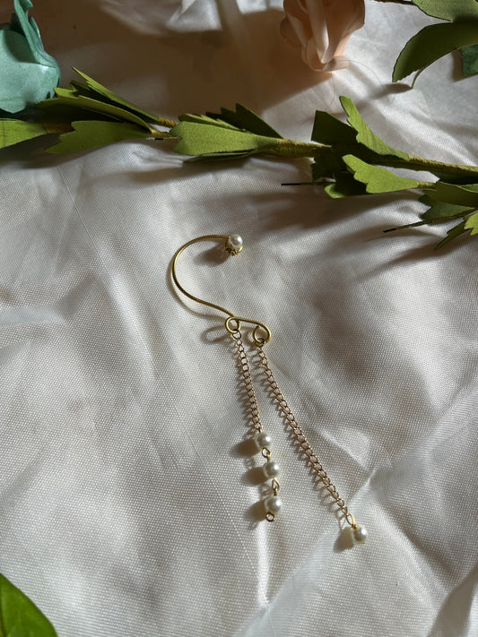 Pearls ear cuff.