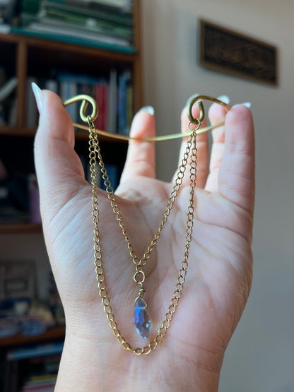 Single crystal arm cuff.