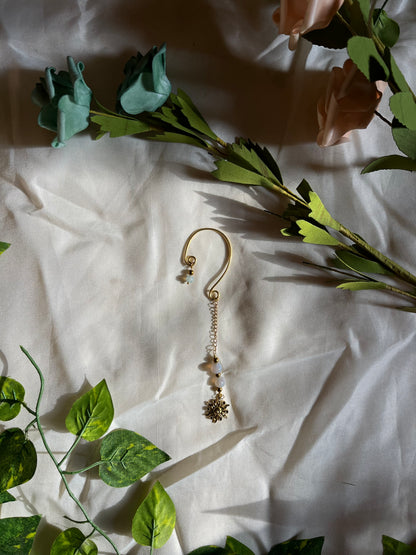 Single sun ear cuff.