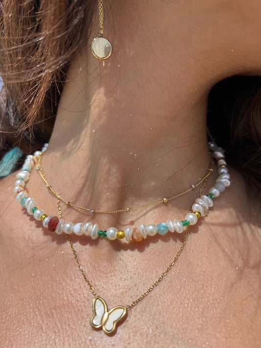 Beaded Short Necklace.