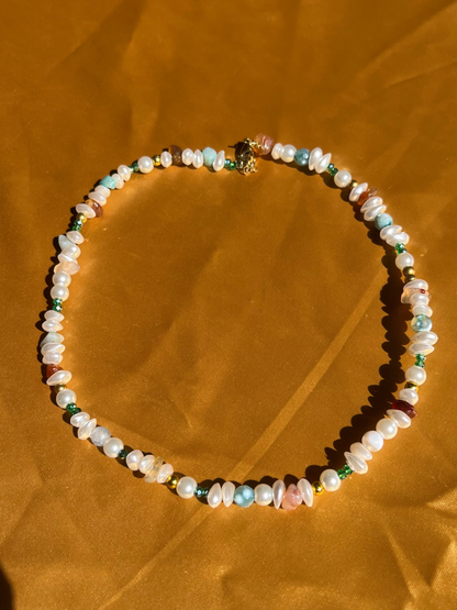 Beaded Short Necklace.